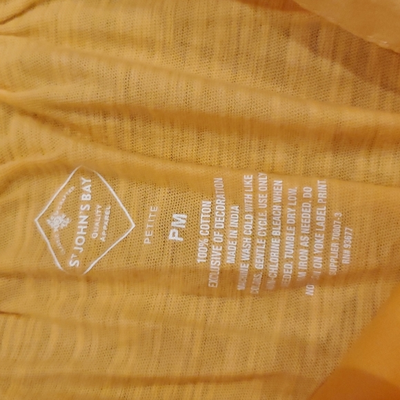 Womens St. John's Bay peach eyelet floral top size MP - Picture 3 of 6